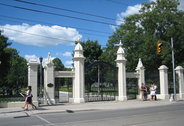 Trinity Bellwoods Park